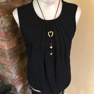 Top and necklace bundle